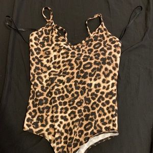 Fashion tops for women